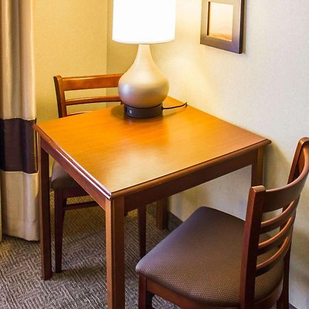 Comfort Inn Guilford near I-95 Eksteriør bilde