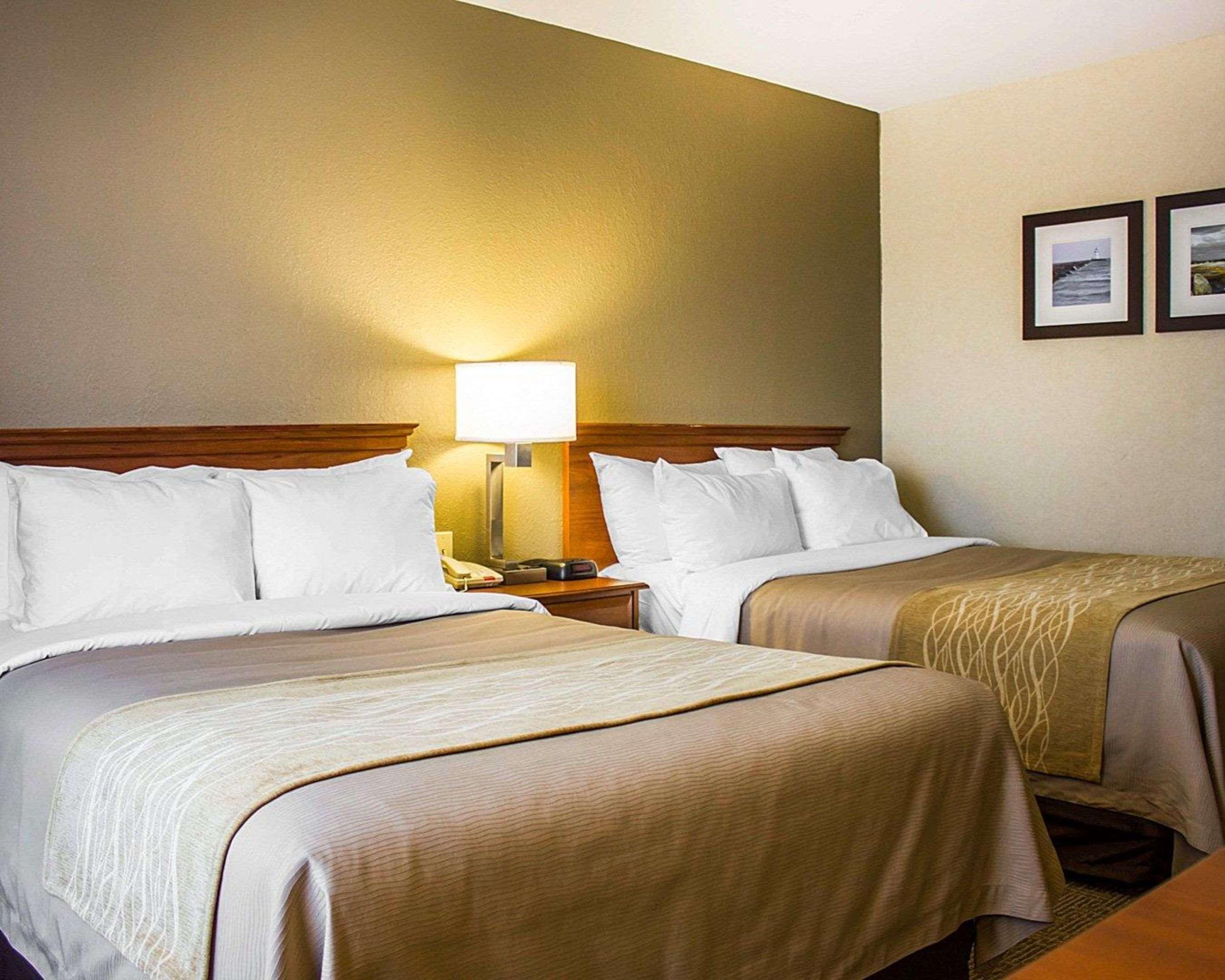 Comfort Inn Guilford near I-95 Eksteriør bilde