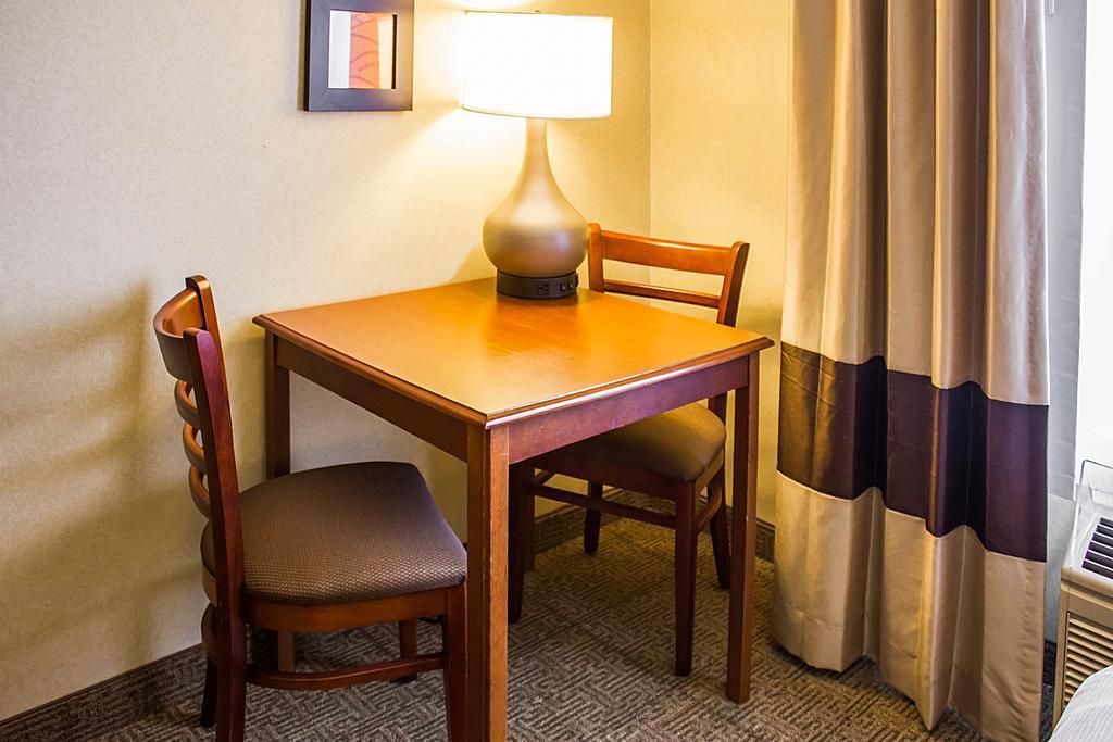Comfort Inn Guilford near I-95 Eksteriør bilde
