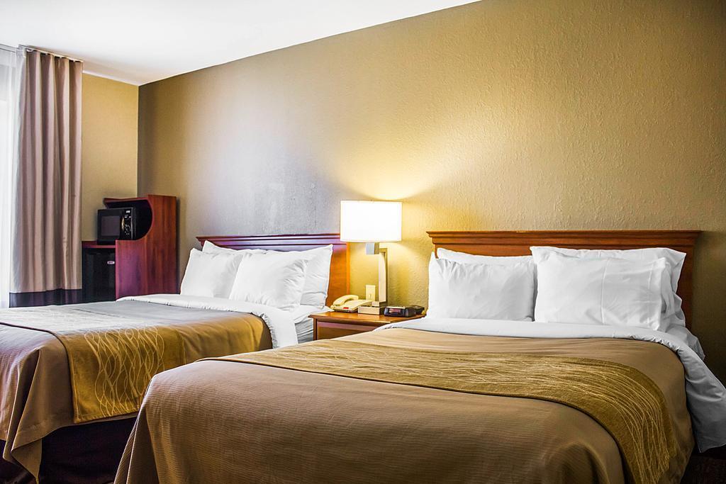 Comfort Inn Guilford near I-95 Eksteriør bilde