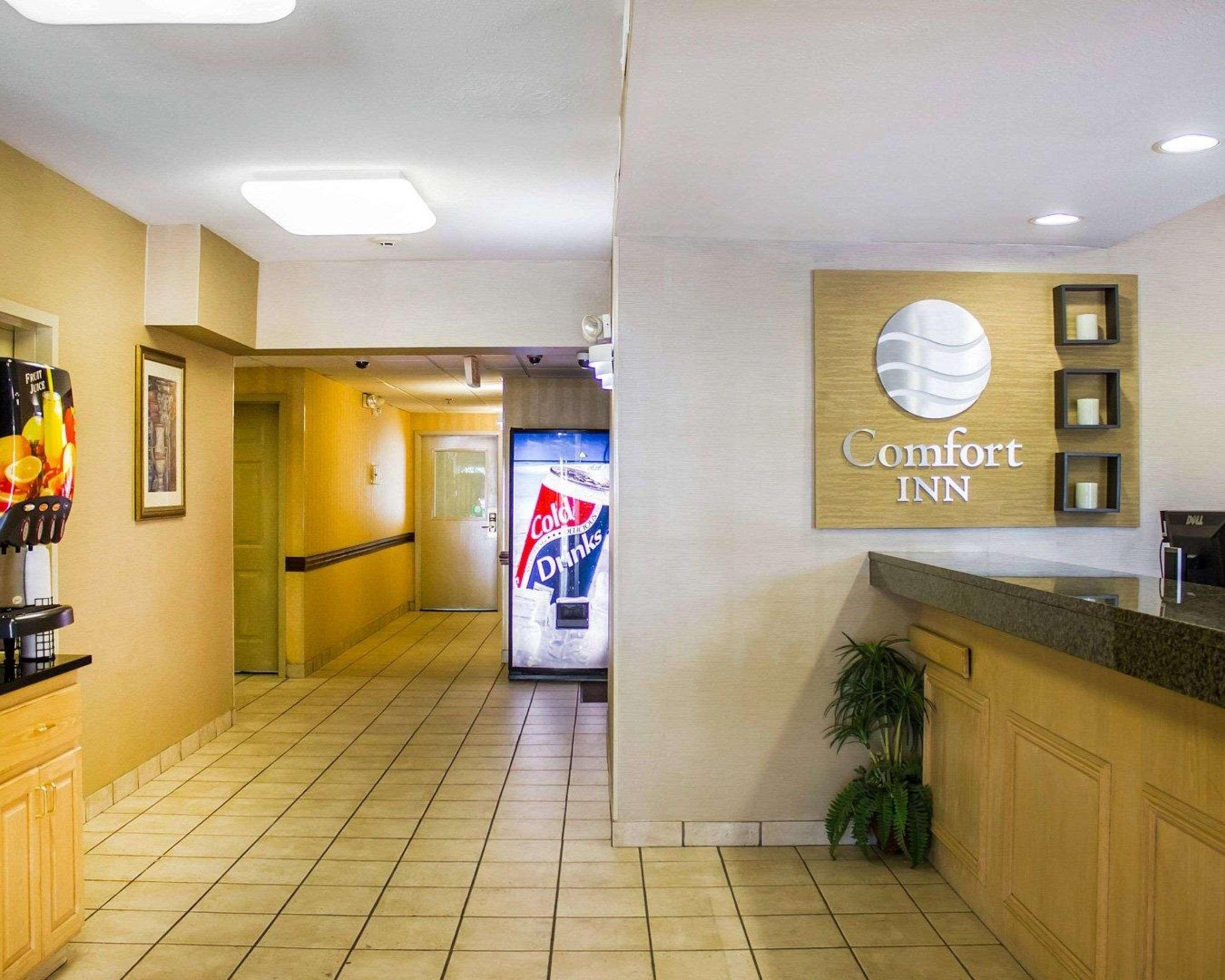 Comfort Inn Guilford near I-95 Eksteriør bilde