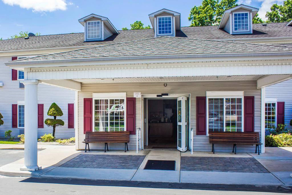 Comfort Inn Guilford near I-95 Eksteriør bilde