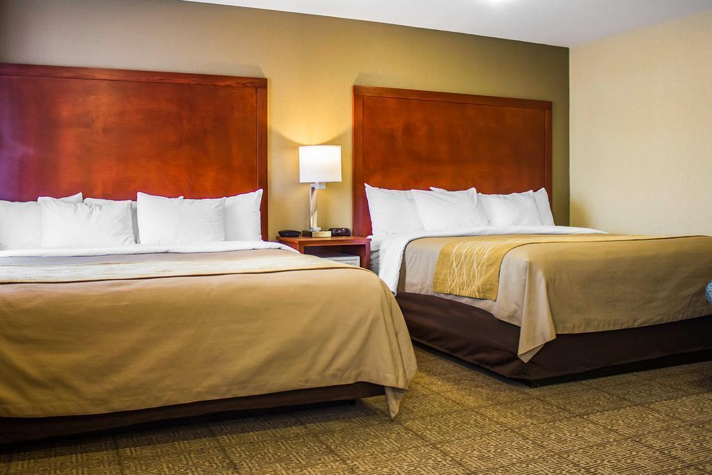 Comfort Inn Guilford near I-95 Eksteriør bilde