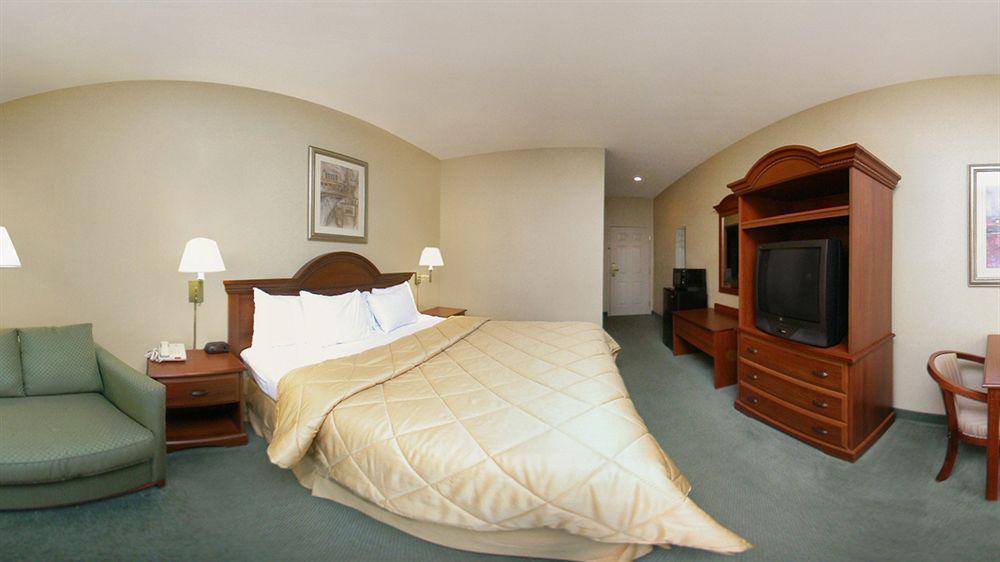 Comfort Inn Guilford near I-95 Eksteriør bilde