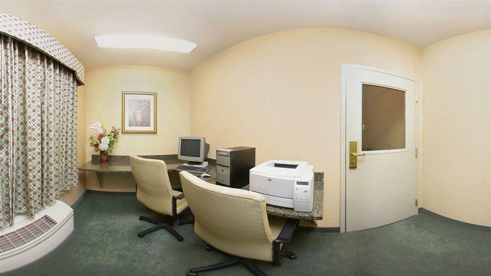 Comfort Inn Guilford near I-95 Eksteriør bilde